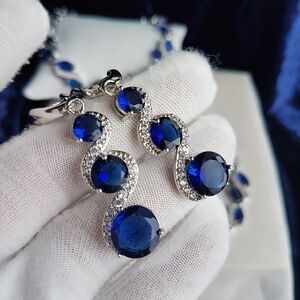 Swarovski Elements 925 Sterling Silver Sapphire Blue Drop Earrings NEW